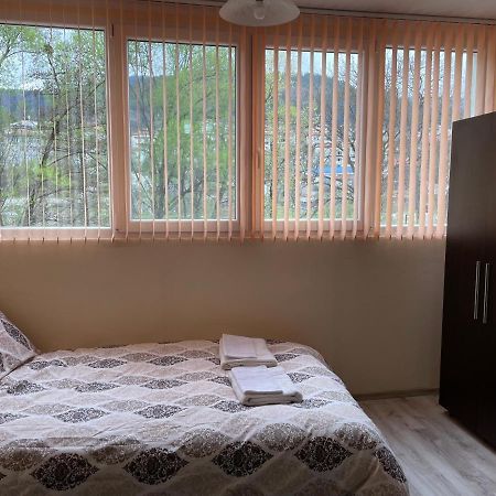 Апартаменты Apartament Emaia Девин Экстерьер фото